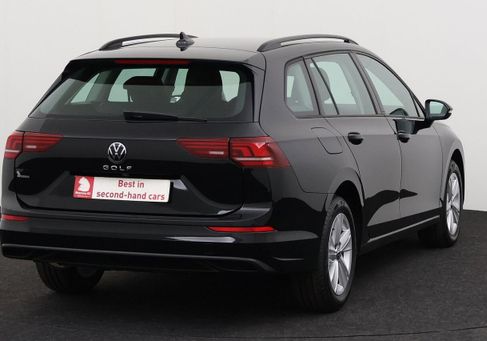 Volkswagen Golf, 2024