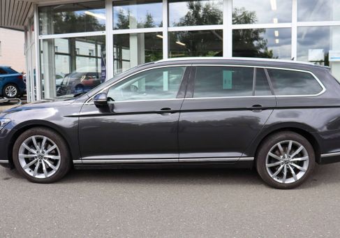 Volkswagen Passat Variant, 2023 3