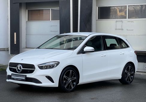 Mercedes-Benz B 200, 2024