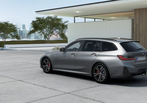 BMW 330, 2026