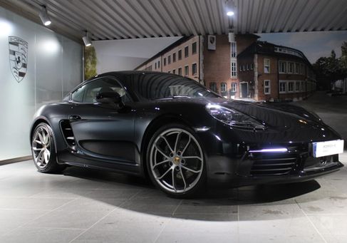 Porsche Cayman, 2024