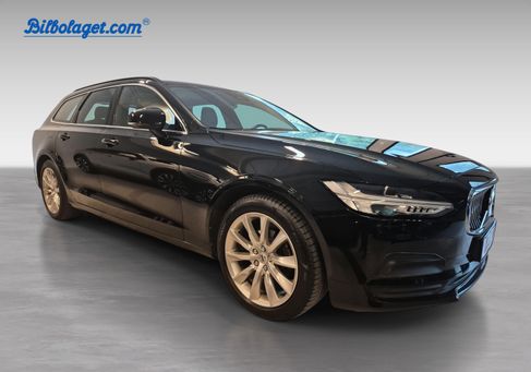 Volvo V90, 2022