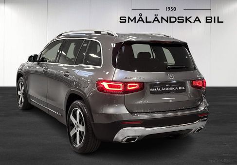Mercedes-Benz GLB 200, 2022
