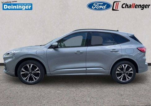 Ford Kuga, 2022