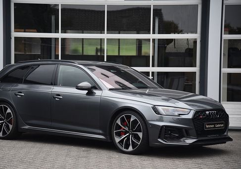 Audi RS4, 2019