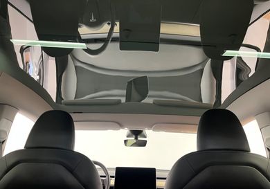 Tesla Model Y, 2023