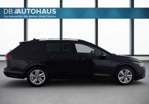 Volkswagen Golf, 2024 3