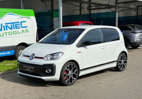 Volkswagen up!, 2018