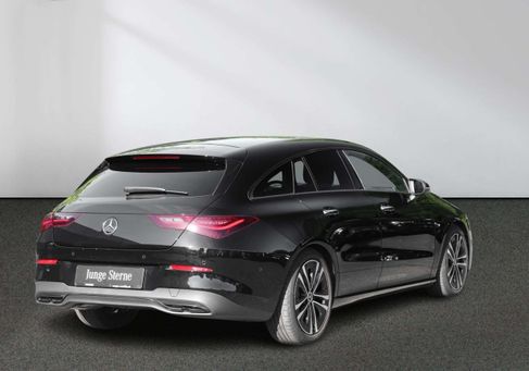 Mercedes-Benz CLA 200, 2024 3
