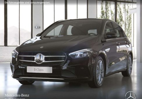 Mercedes-Benz B 250, 2022