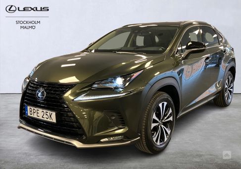 Lexus NX, 2021