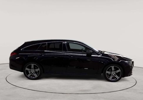 Mercedes-Benz CLA 180, 2023 3