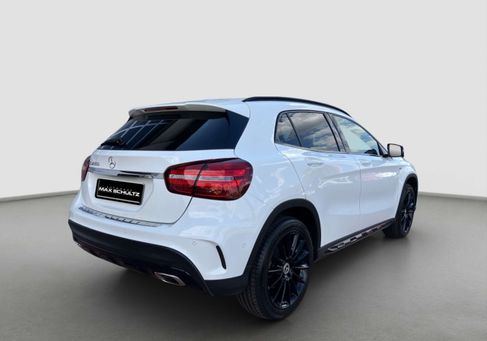 Mercedes-Benz GLA 200, 2019