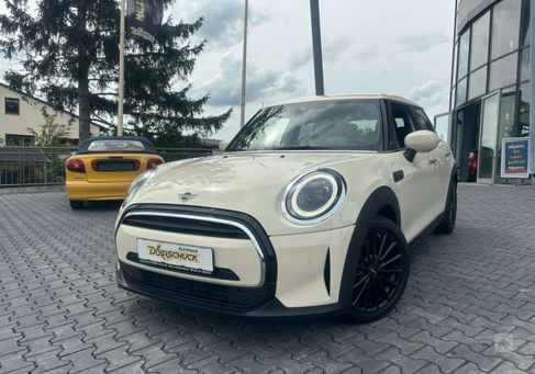 MINI ONE, 2021