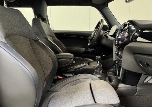 MINI, 2021