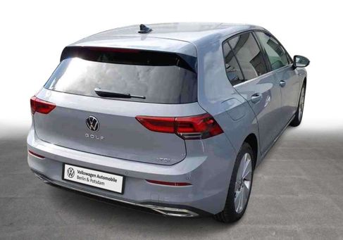 Volkswagen Golf, 2023 3