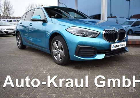 BMW 118, 2022