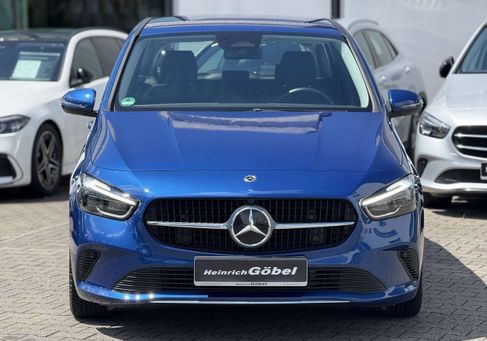 Mercedes-Benz B 250, 2023