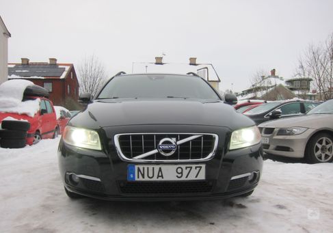 Volvo V70, 2012