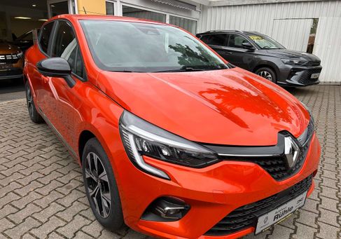 Renault Clio, 2024