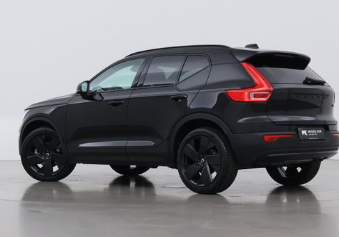 Volvo XC40, 2025 2