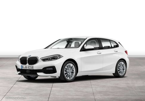 BMW 118, 2022