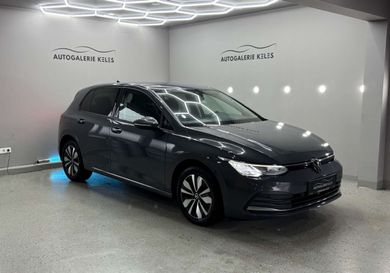 Volkswagen Golf, 2023