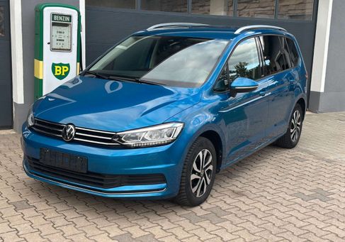 Volkswagen Touran, 2022 3