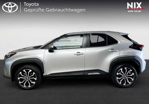 Toyota Yaris Cross, 2022 3