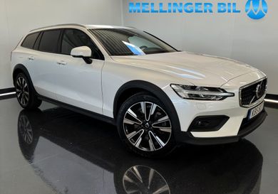 Volvo V60 Cross Country, 2023