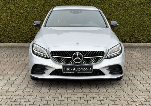 Mercedes-Benz C 300, 2021