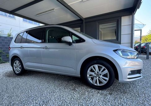 Volkswagen Touran, 2023 2