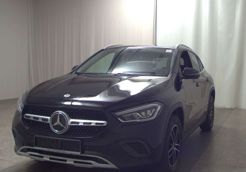 Mercedes-Benz GLA 200, 2022 2