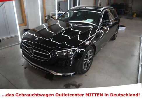 Mercedes-Benz E 220, 2022