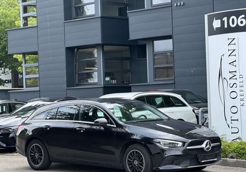 Mercedes-Benz CLA 200, 2021