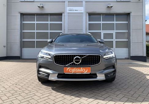 Volvo V90 Cross Country, 2019