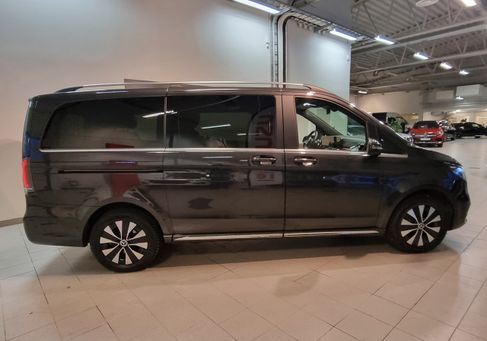 Mercedes-Benz V 300, 2025