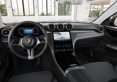 Mercedes-Benz C 300, 2023 3