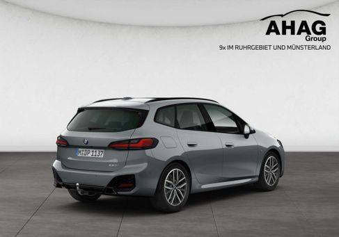 BMW 220, 2023 2
