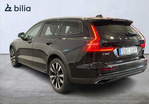 Volvo V60 Cross Country, 2022