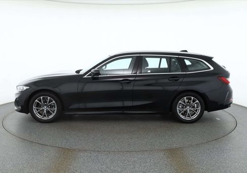 BMW 318, 2023 2