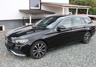 Mercedes-Benz E 200, 2020