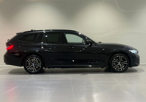 BMW 330, 2026