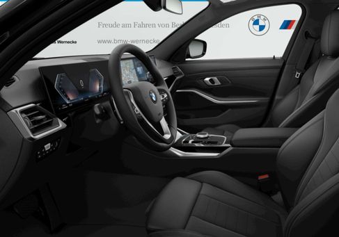 BMW 318, 2023 3