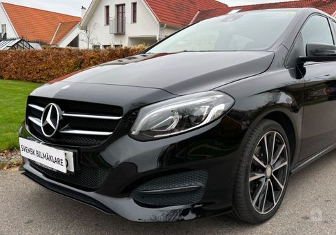 Mercedes-Benz B 180, 2017