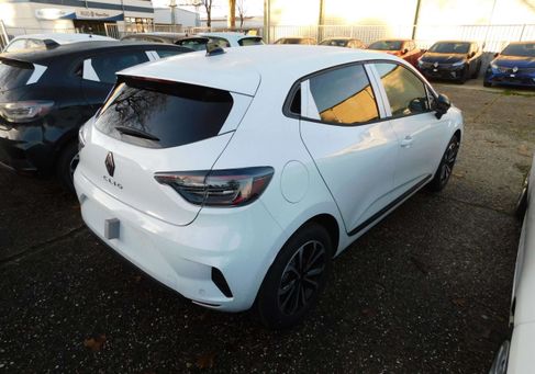 Renault Clio, 2025