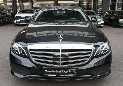 Mercedes-Benz E 200, 2020