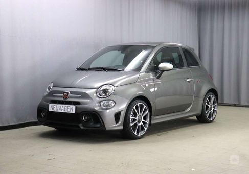 Abarth 595, 2022