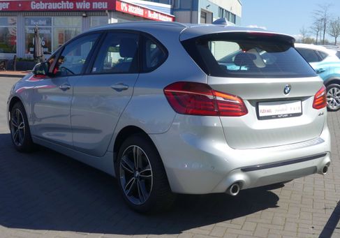 BMW 220, 2019