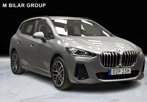 BMW 230, 2025